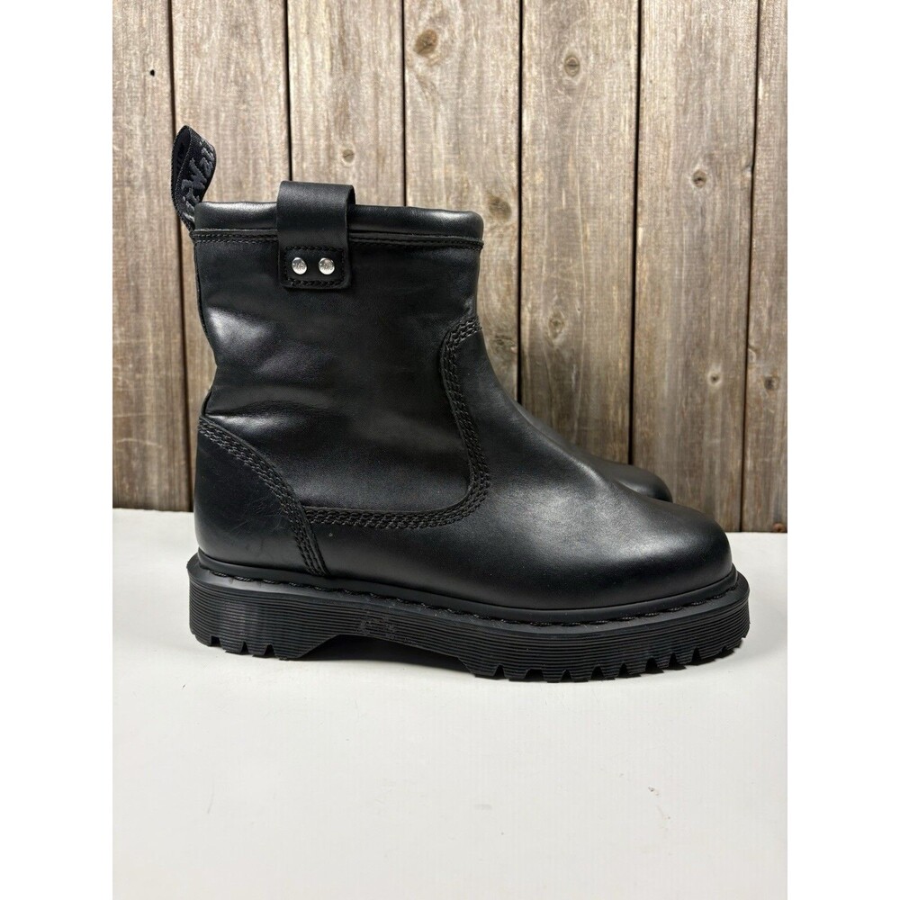 Dr Martens Anistone Lo Black Leather Pull On Lug Soles Boots Women’s 9 /Mens 8